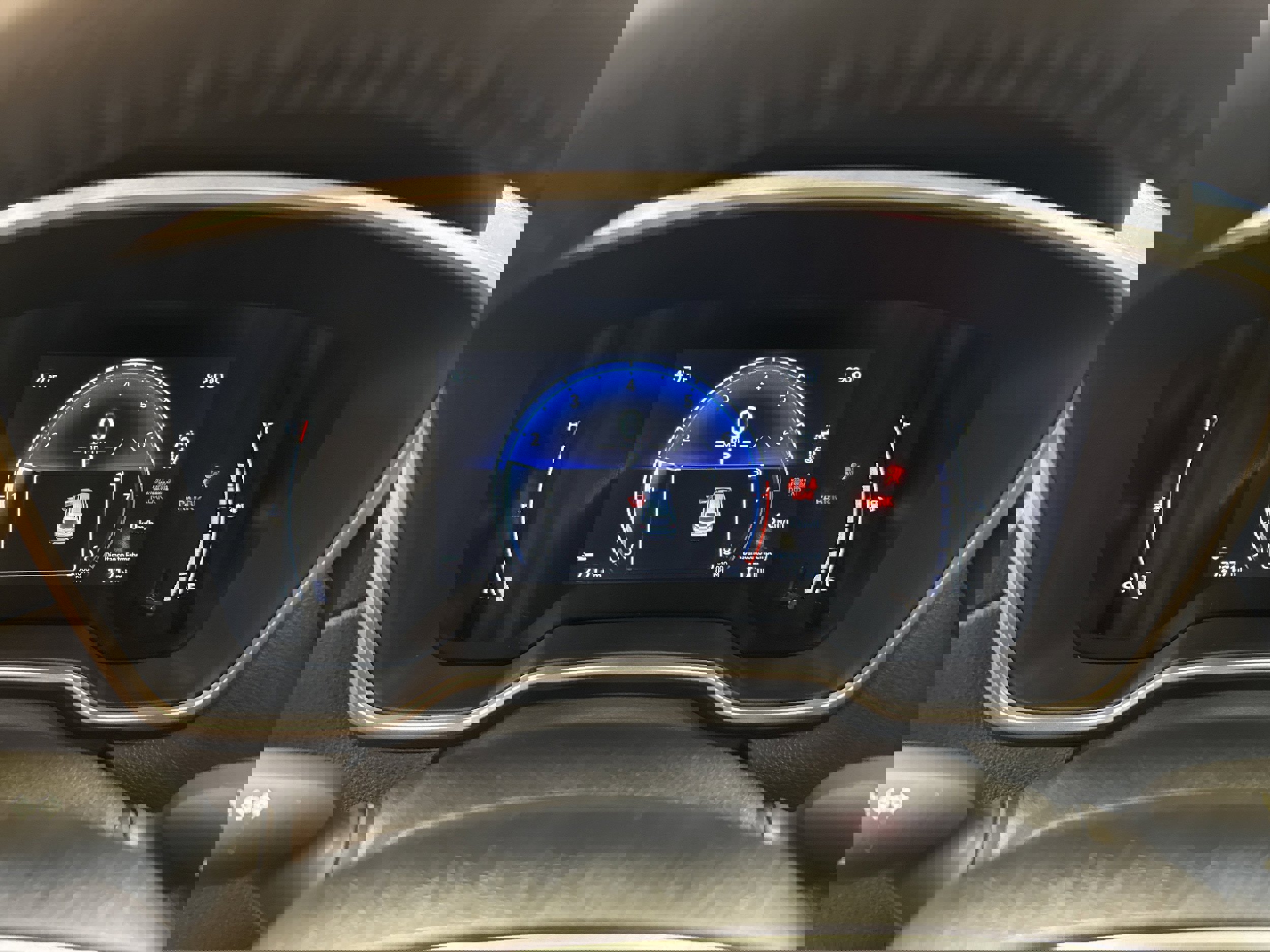 Used 2023 Toyota Corolla Cross XLE w/ Convenience Package image 36