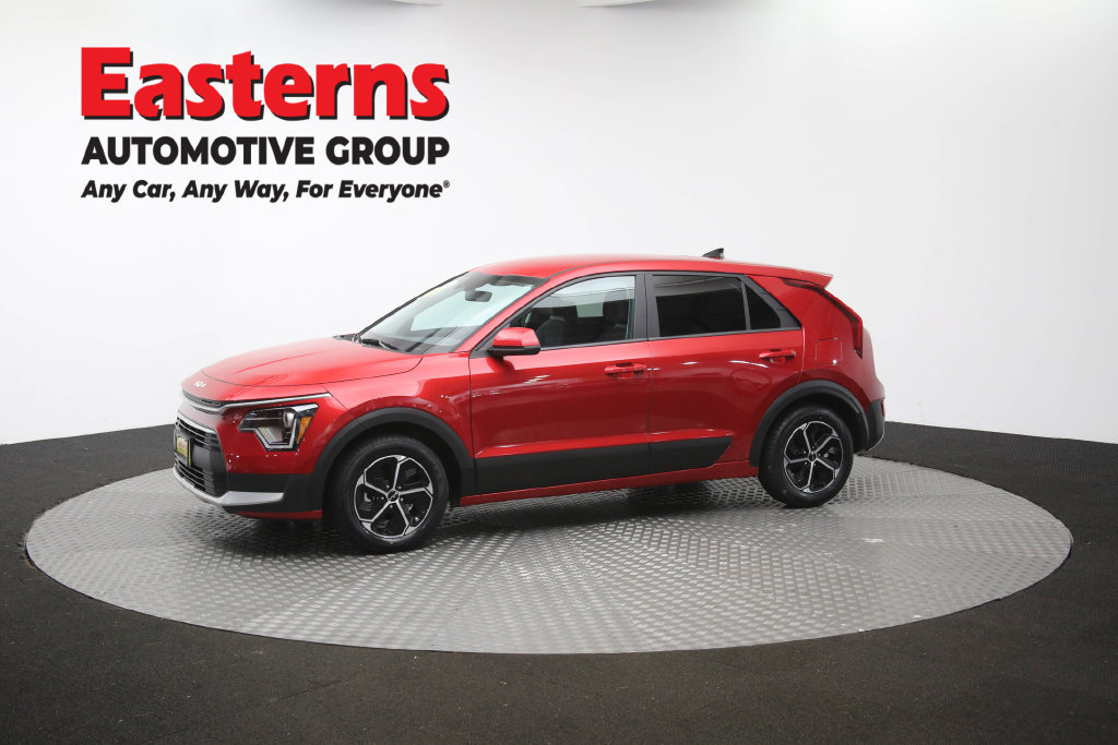 Used 2025 Kia Niro LX FWD image 57