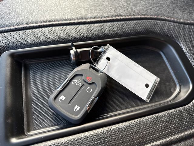 Used 2021 GMC Sierra 3500 AT4 w/ AT4 Premium Plus Package image 32