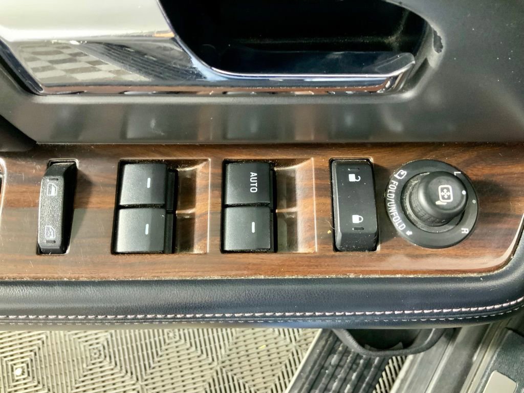 Used 2016 Ford Expedition EL Platinum image 21