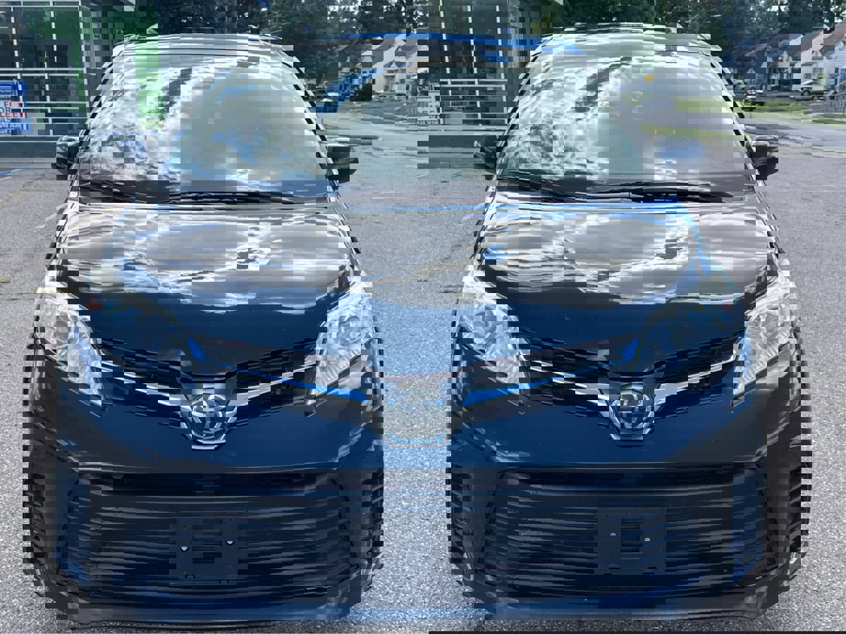 Used 2020 Toyota Sienna LE image 20