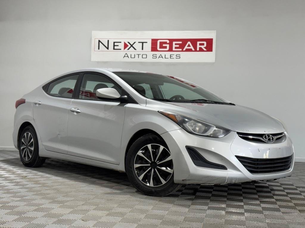Used 2016 Hyundai Elantra SE FWD image 1