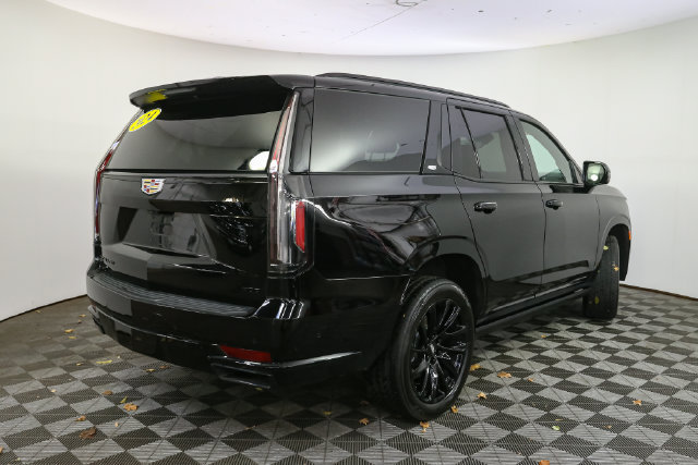Used 2024 Cadillac Escalade Sport w/ LPO, ONYX Package AWD/4WD image 14