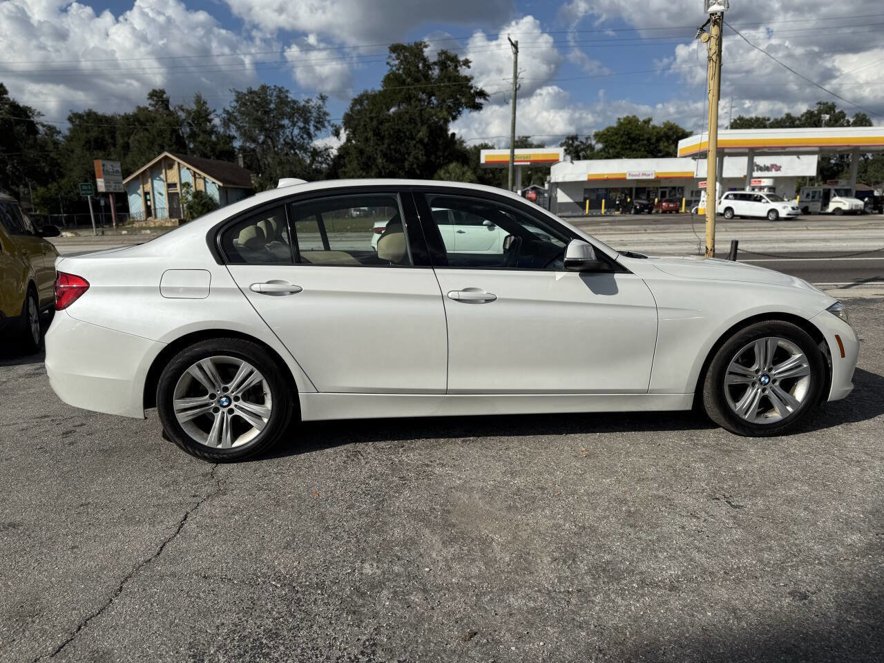 Used 2016 BMW 328i Sedan image 8