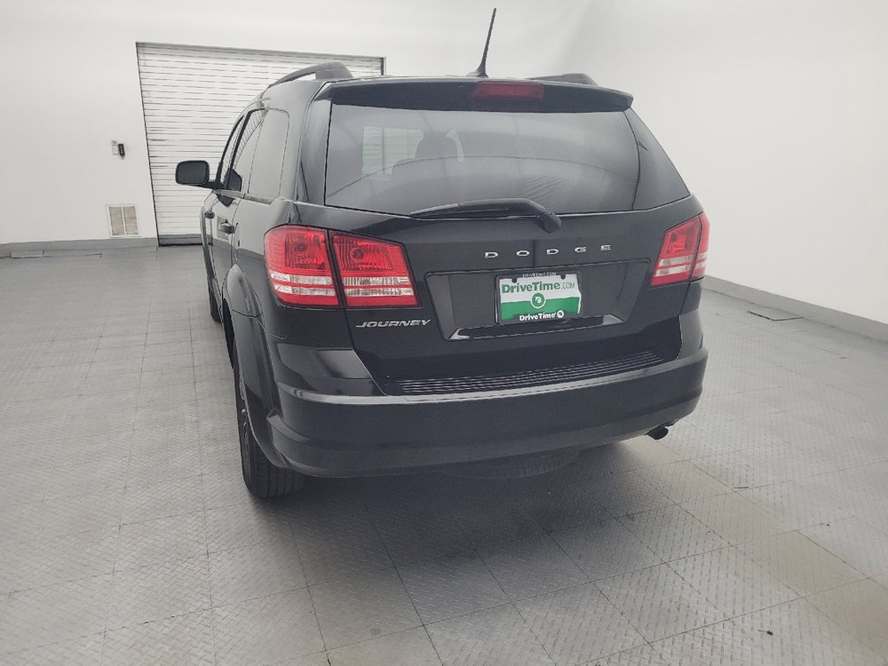 Used 2018 Dodge Journey SE w/ Blacktop Package FWD image 6