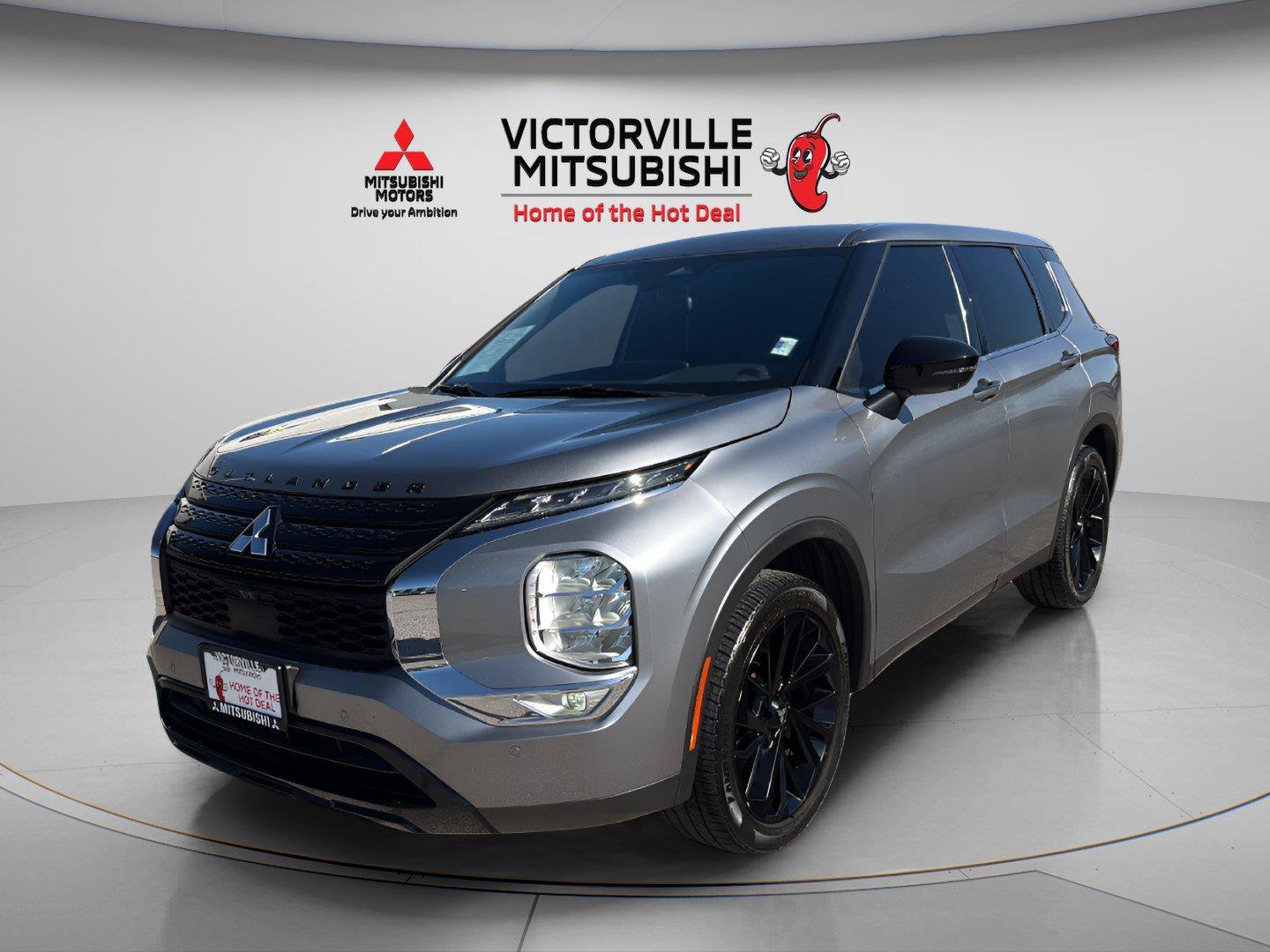 Used 2023 Mitsubishi Outlander SE Black Edition FWD image 3
