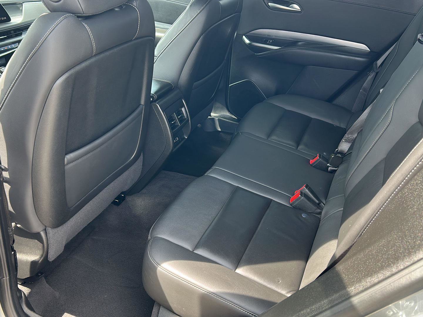 Used 2024 Cadillac XT4 Premium Luxury FWD image 23