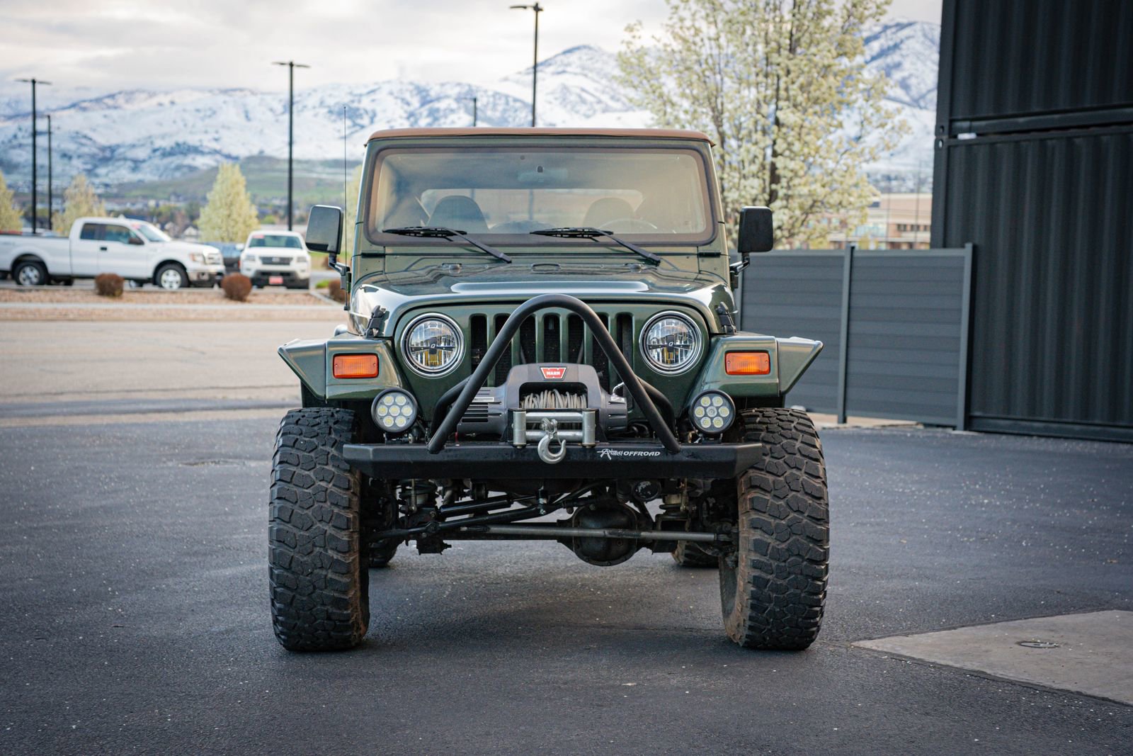 Used 1998 Jeep Wrangler Sahara image 2