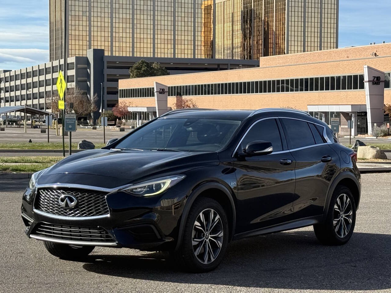 Used 2017 INFINITI QX30 AWD