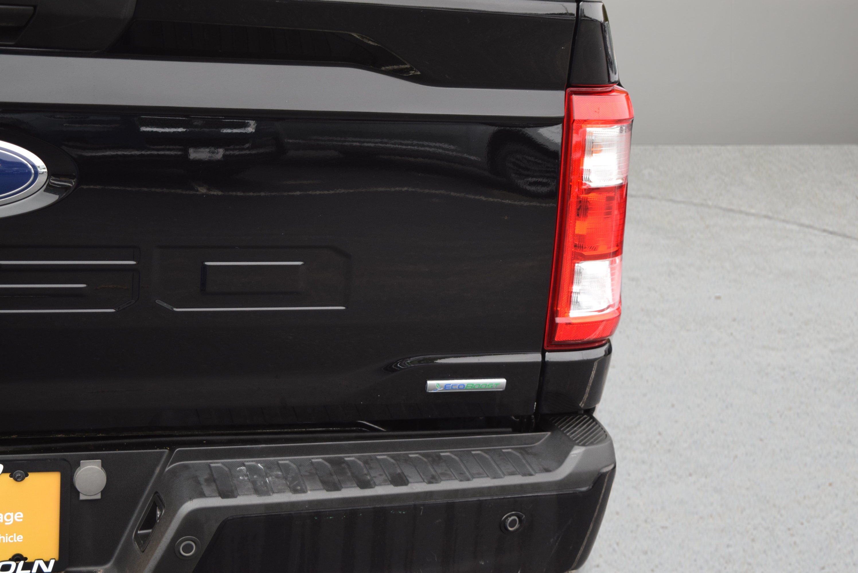 Used 2023 Ford F150 XL w/ STX Appearance Package AWD/4WD image 5