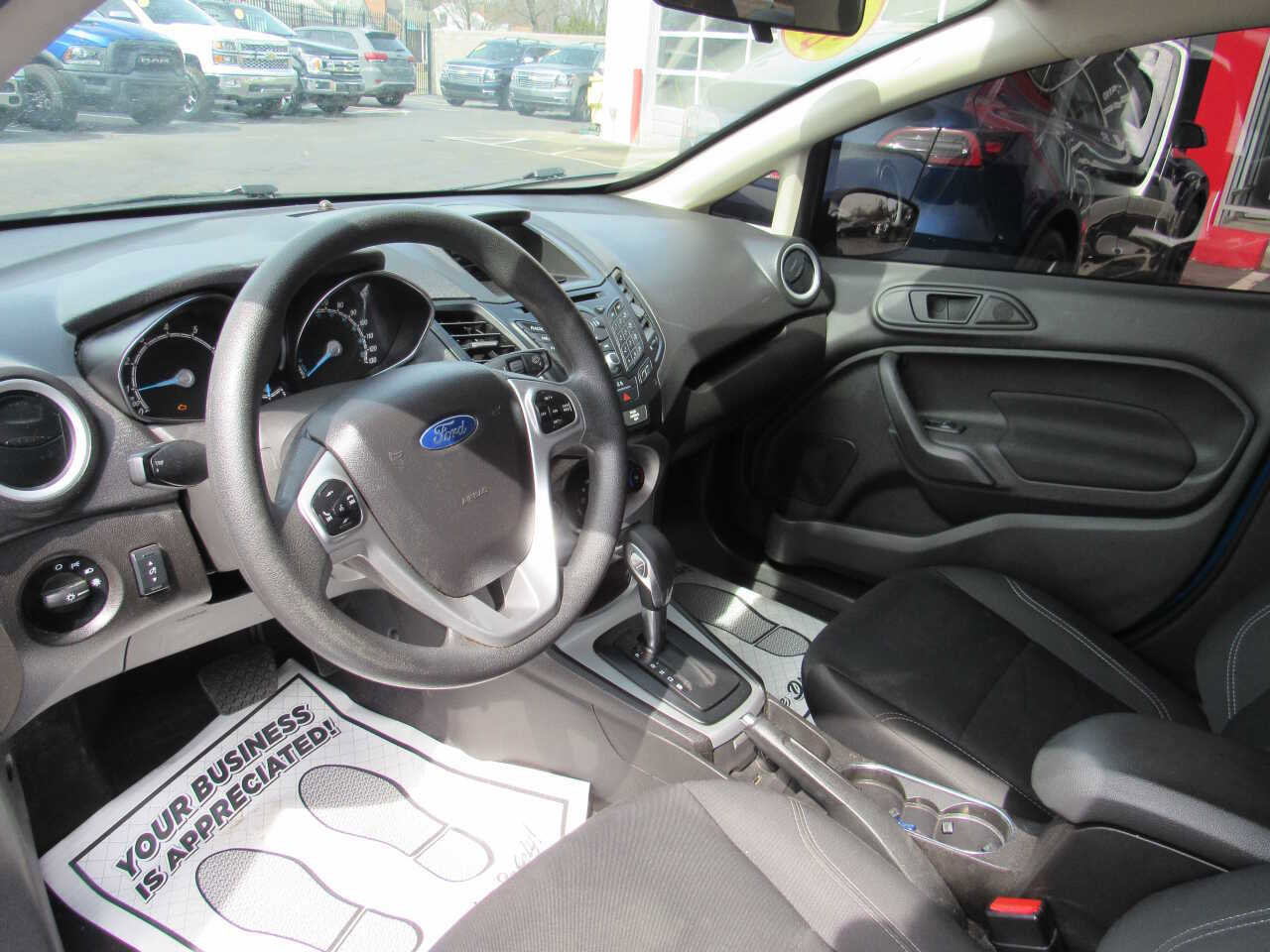 Used 2019 Ford Fiesta SE image 10