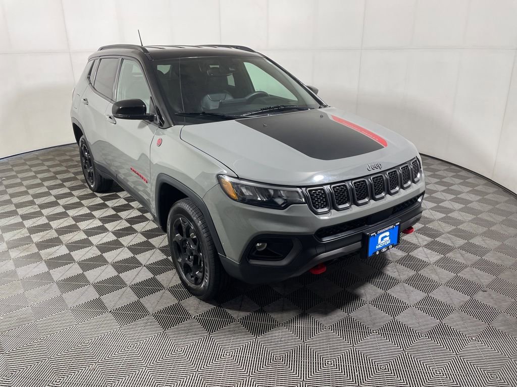 Used 2024 Jeep Compass Trailhawk