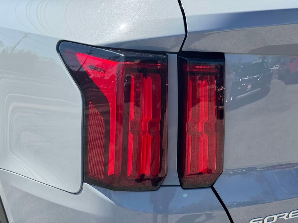 Used 2023 Kia Sorento SX Prestige image 9