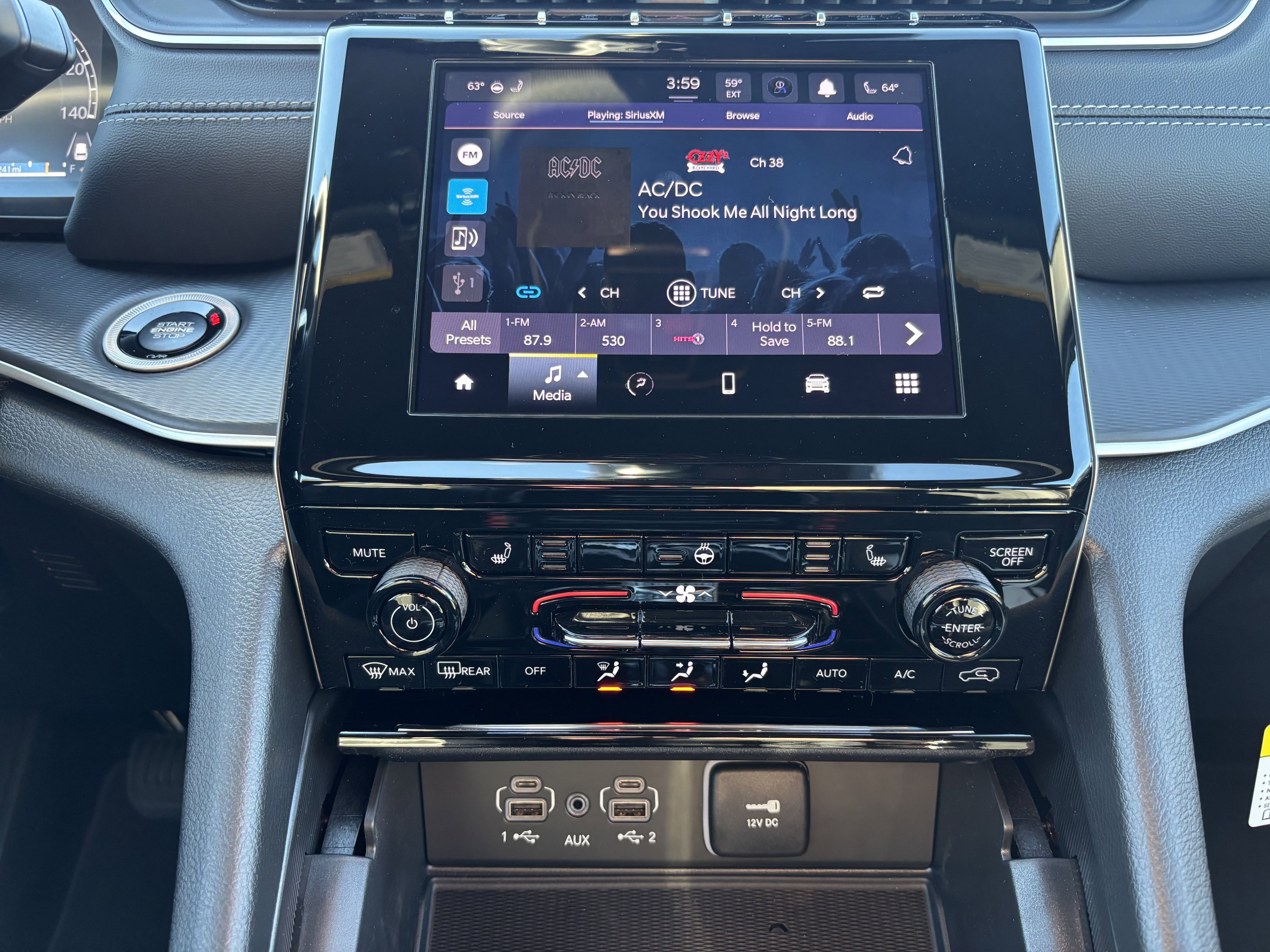 New 2025 Jeep Grand Cherokee Altitude AWD/4WD image 16