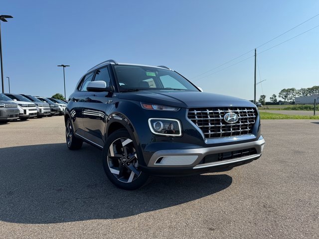 New 2025 Hyundai Venue Limited