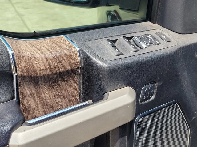 Used 2017 Ford F250 Lariat w/ Lariat Value Package AWD/4WD image 17