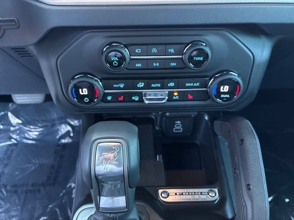 Used 2026 Ford Bronco Outer Banks w/ Sasquatch Package AWD/4WD image 19