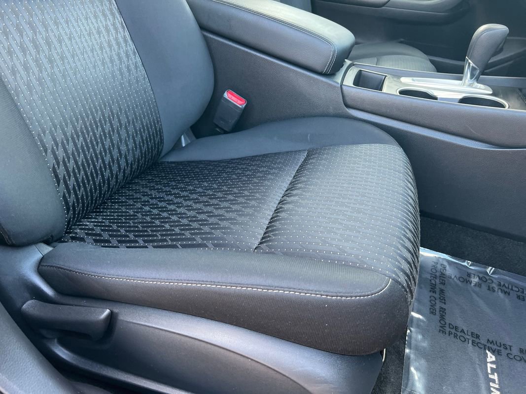 Used 2016 Nissan Altima 2.5 S w/ Power Driver Seat Package image 15