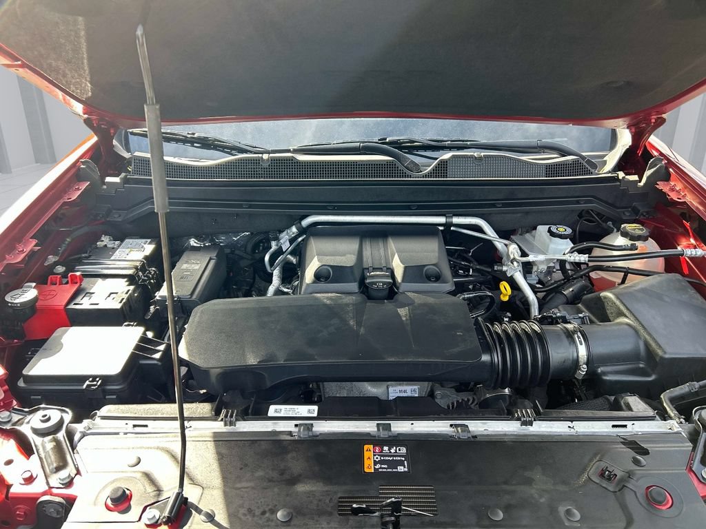 Used 2025 Chevrolet Colorado Z71 AWD/4WD image 14