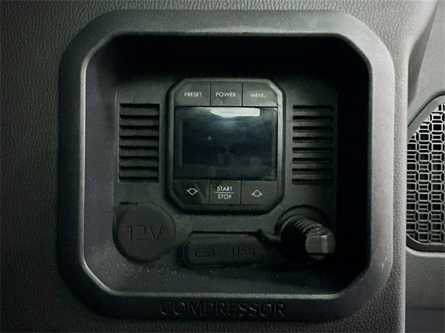 Used 2025 Toyota 4Runner Trailhunter image 31