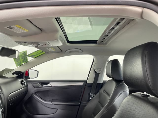 Used 2014 Volkswagen Jetta TDI FWD image 15