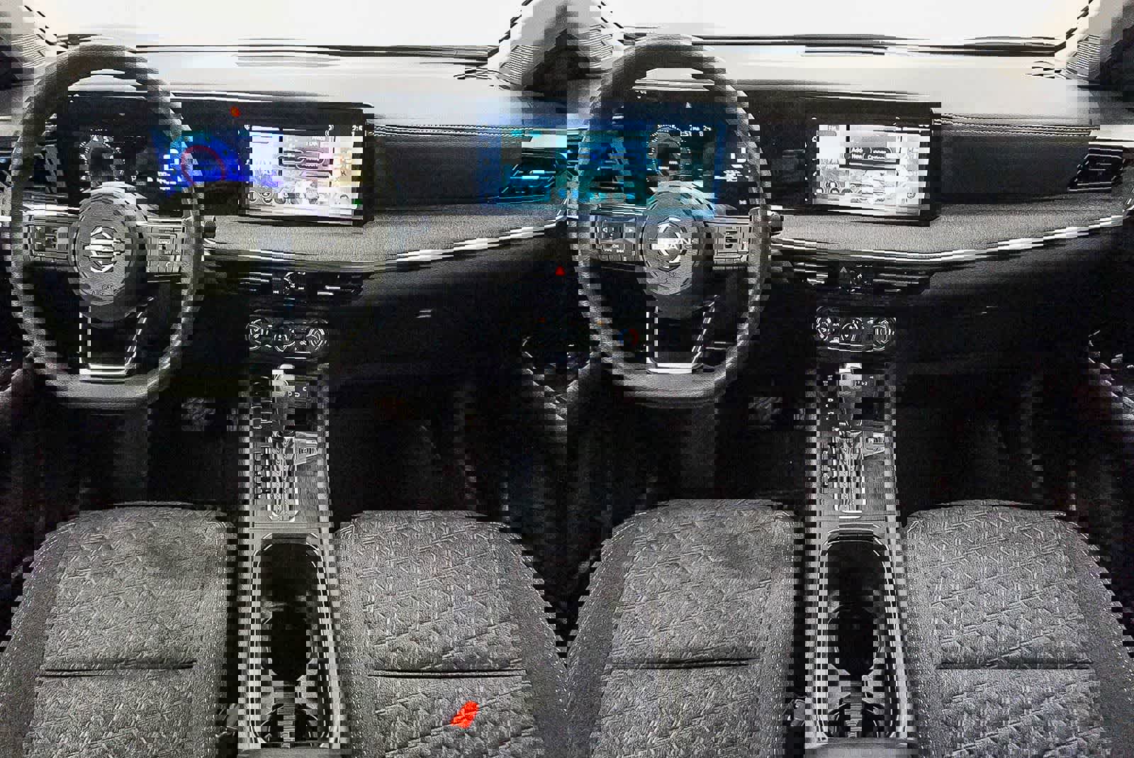 Used 2025 Nissan Kicks SV FWD image 12