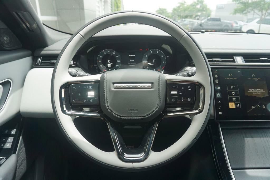 New 2026 Land Rover Range Rover Velar Dynamic SE image 10