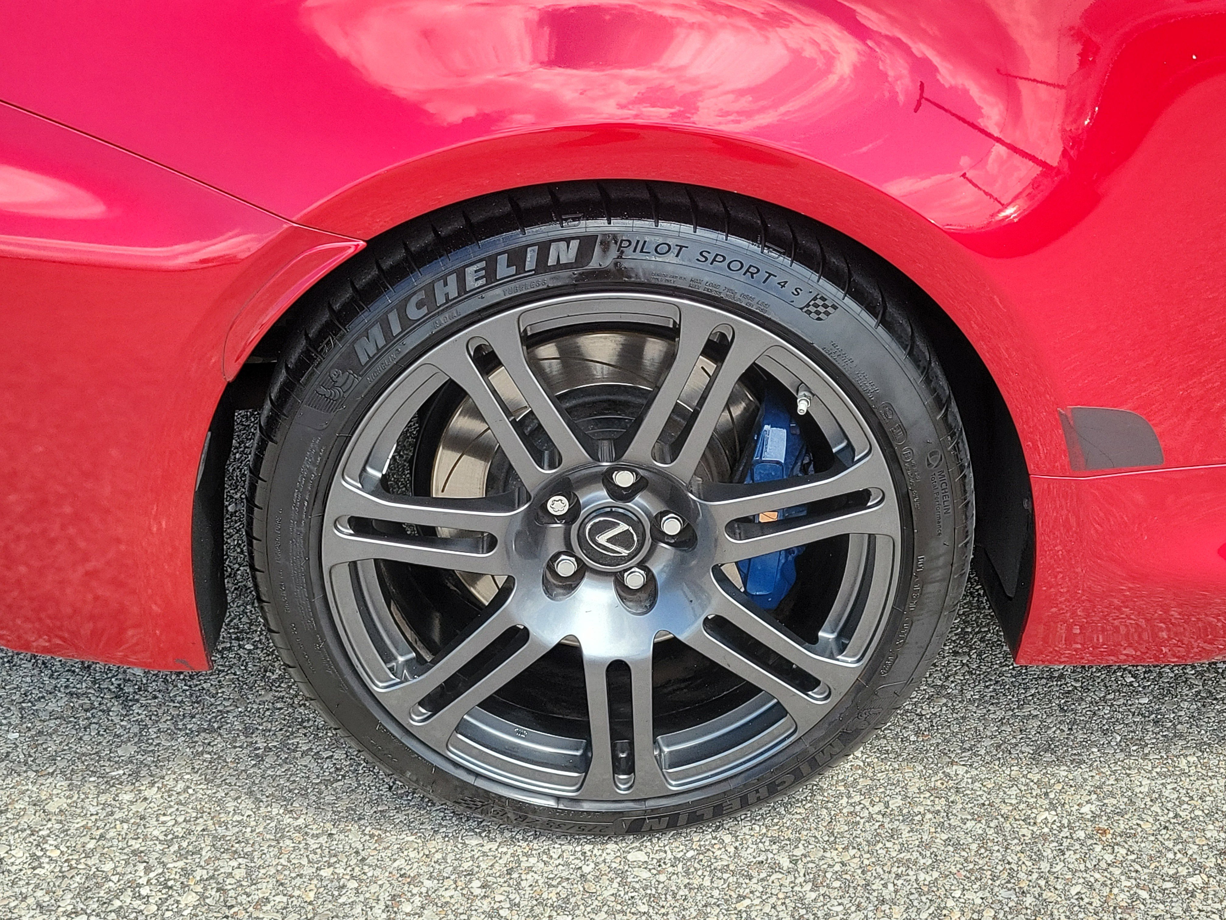 Used 2017 Lexus RC F w/ Premium Package RWD image 10