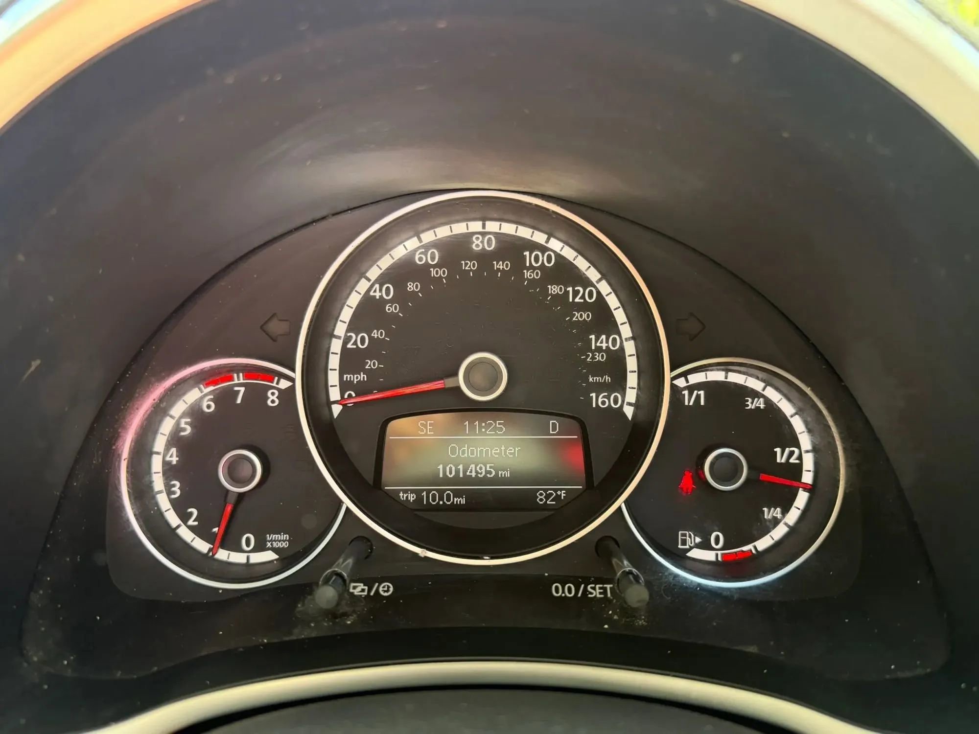 Used 2015 Volkswagen Beetle 1.8T FWD image 24