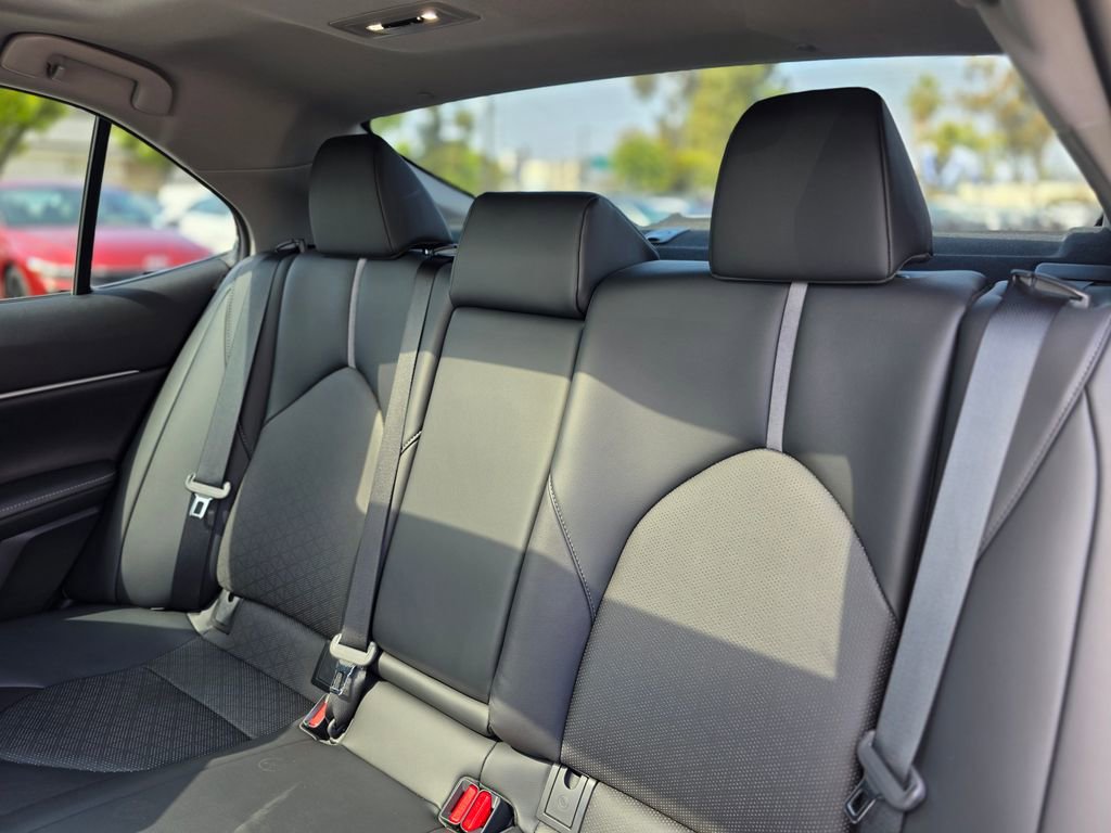 Used 2024 Toyota Camry XSE FWD image 14