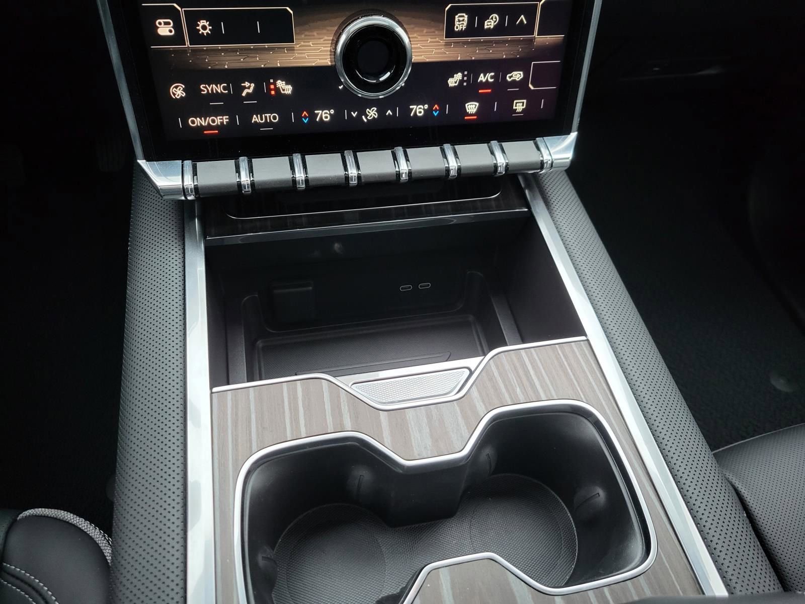 New 2024 GMC Sierra EV Denali AWD/4WD image 11