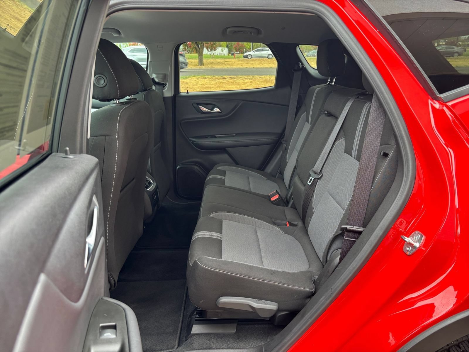 Used 2025 Chevrolet Blazer LT FWD image 27