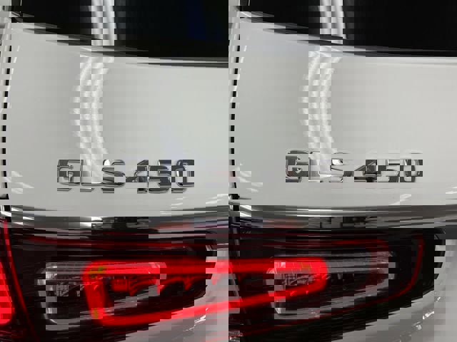 Used 2023 Mercedes-Benz GLS 450 4MATIC image 33