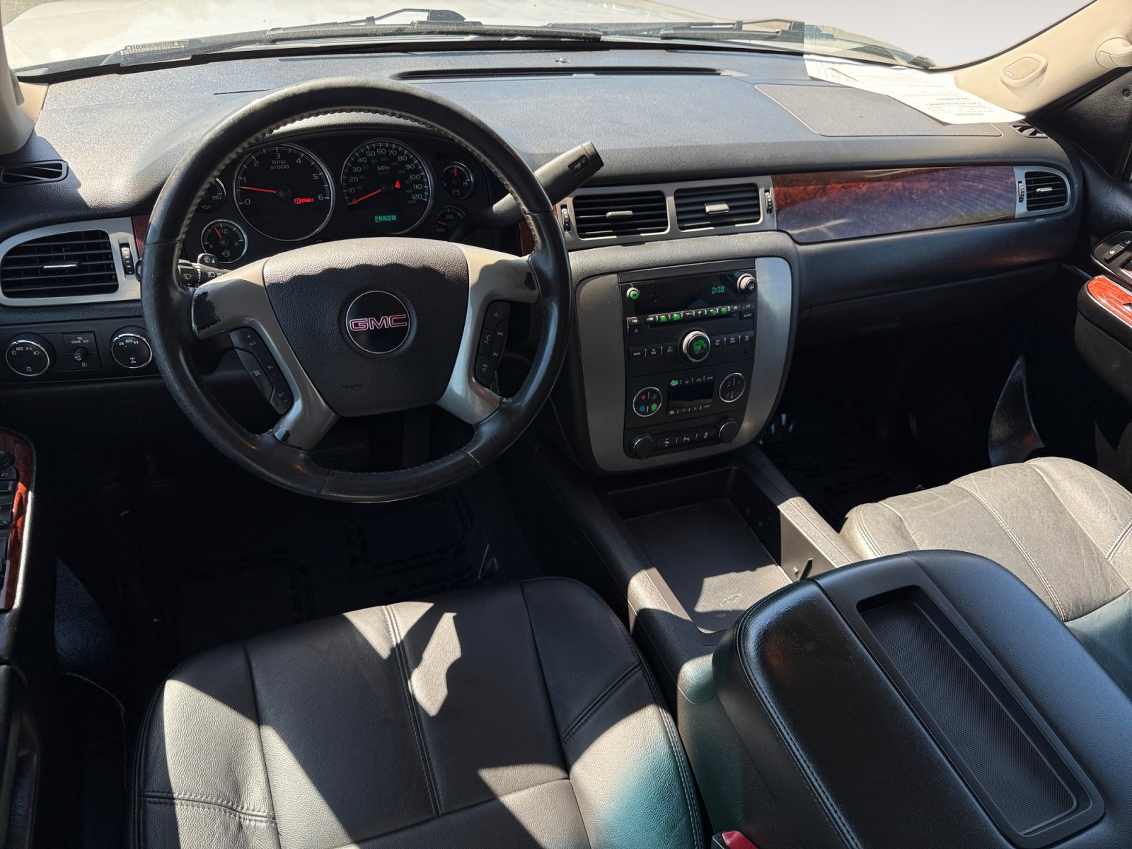 Used 2014 GMC Yukon SLT image 15