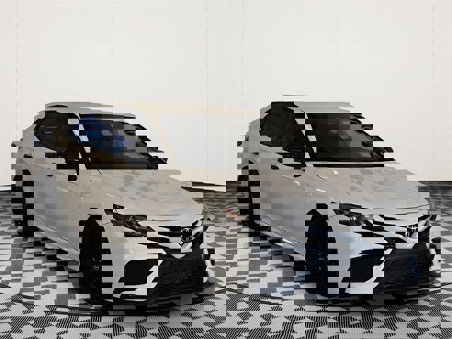 Used 2021 Toyota Camry SE