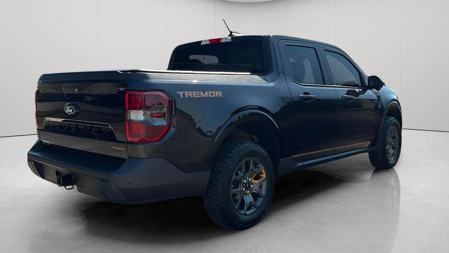 Used 2025 Ford Maverick Tremor AWD/4WD image 5