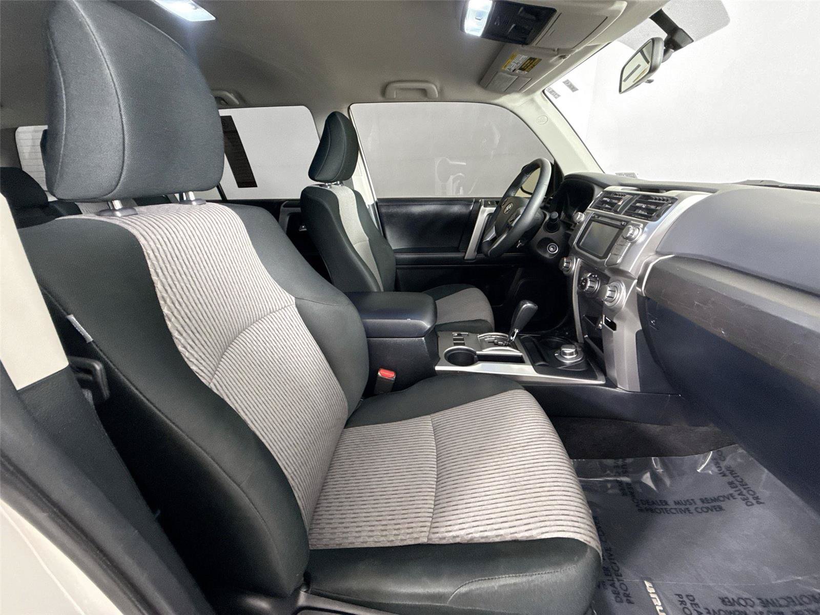 Used 2019 Toyota 4Runner SR5 AWD/4WD image 37