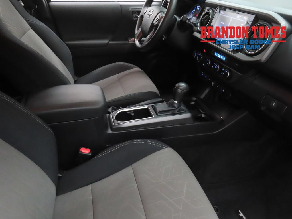 Used 2023 Toyota Tacoma TRD Sport w/ Technology Package AWD/4WD image 23