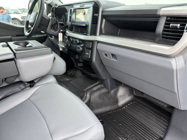 New 2026 Ford F250 XL w/ 360-Degree Camera Package AWD/4WD image 21