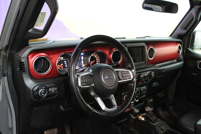 Used 2021 Jeep Gladiator Rubicon w/ Trailer Tow Package AWD/4WD image 14