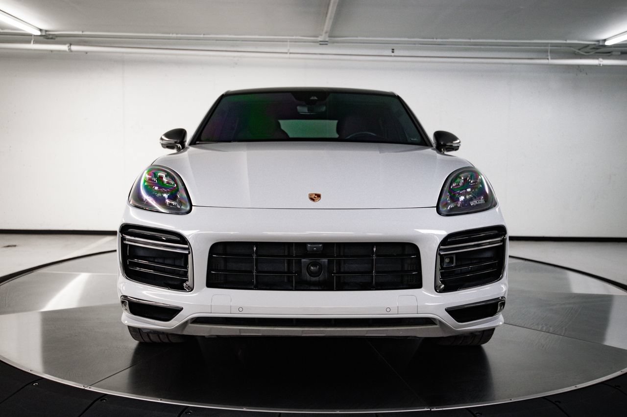 Certified 2022 Porsche Cayenne Turbo AWD/4WD image 10