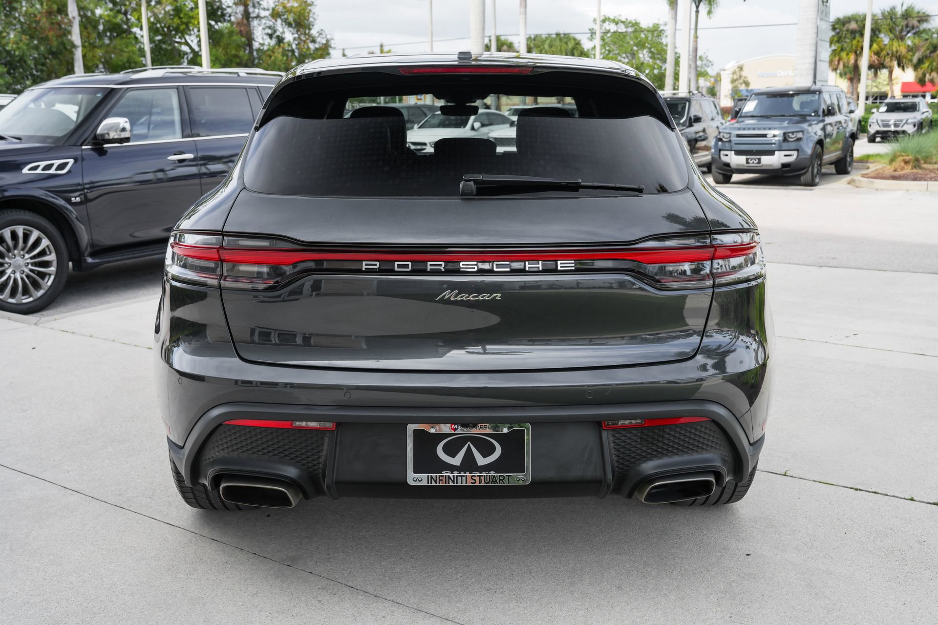 Used 2022 Porsche Macan image 24
