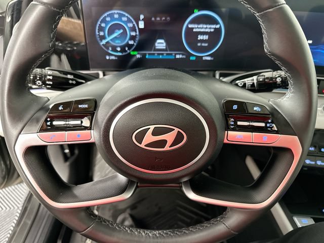 Used 2024 Hyundai Elantra Limited FWD image 23