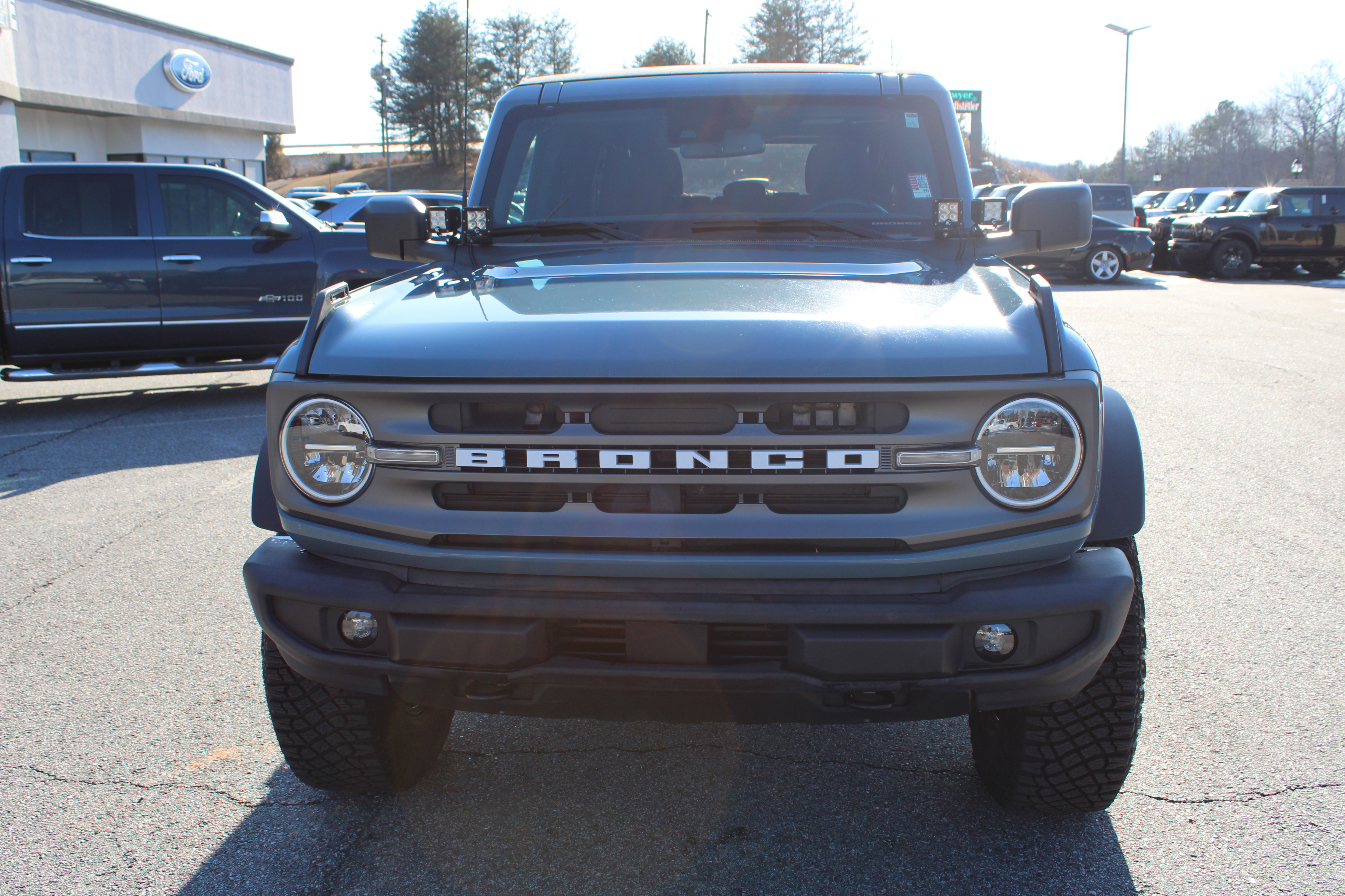 Used 2022 Ford Bronco Big Bend w/ Sasquatch Package image 3