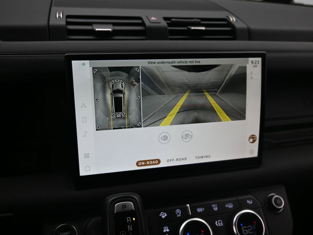 Used 2024 Land Rover Defender 130 X-Dynamic SE image 18