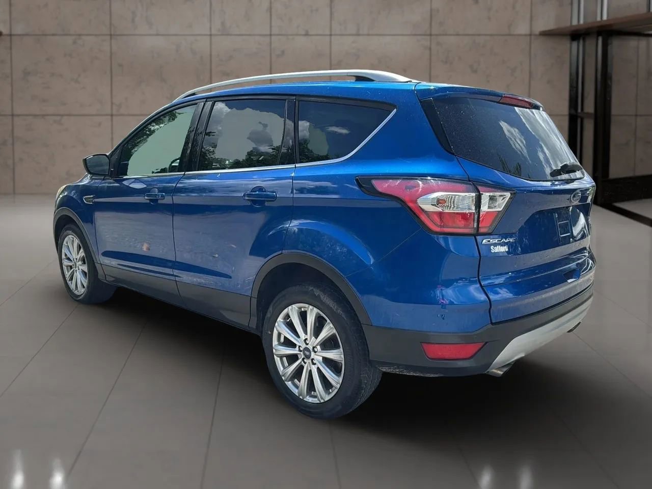 Used 2017 Ford Escape Titanium FWD image 7