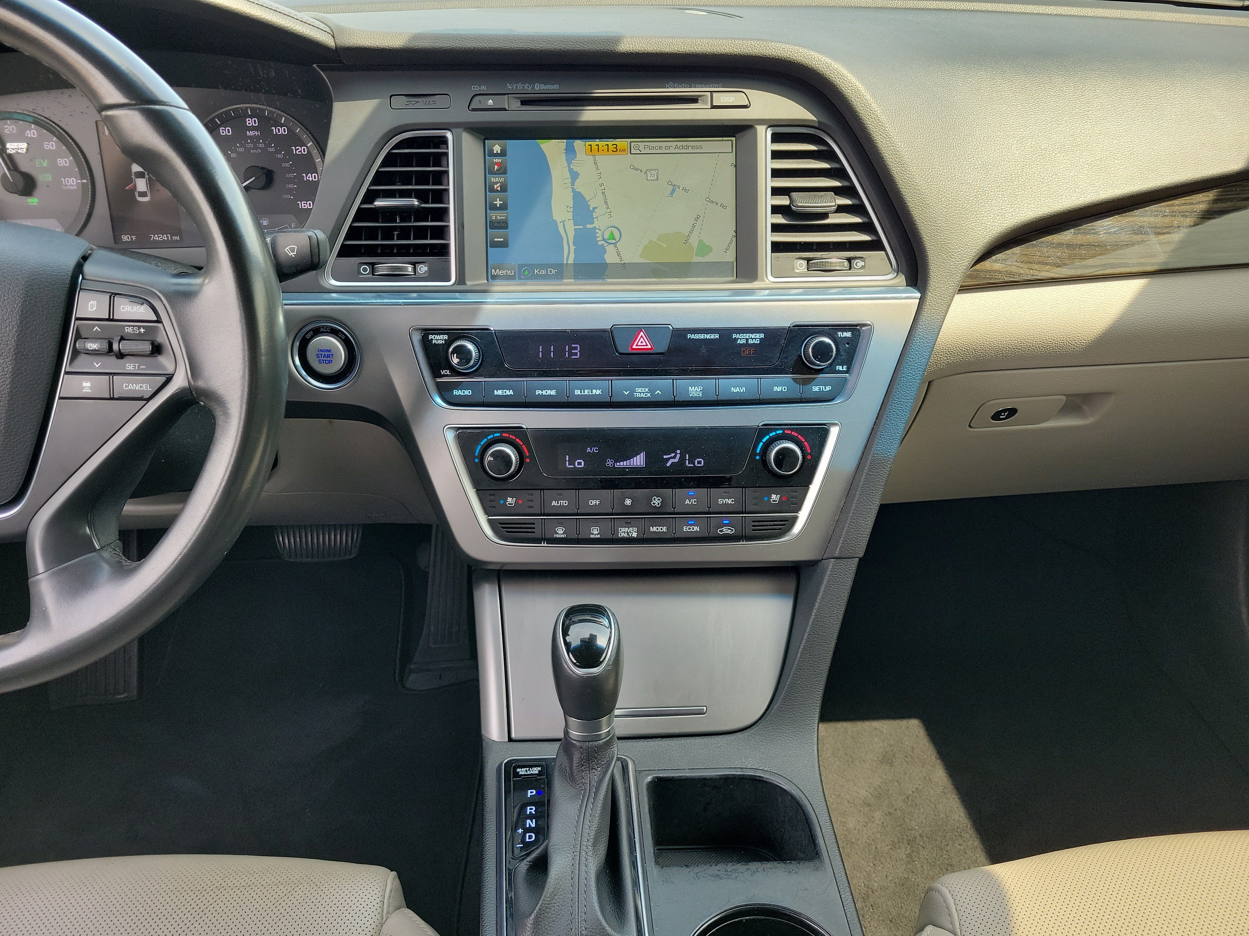 Used 2017 Hyundai Sonata Limited FWD image 16