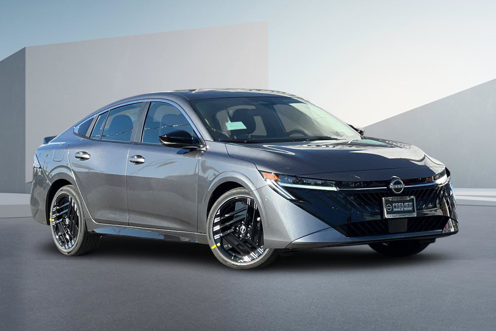 New 2027 Nissan Sentra SR w/ Floor Mat Package FWD image 2