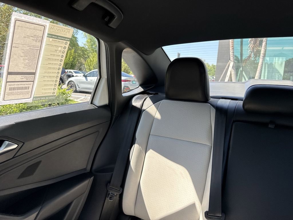 Used 2019 Volkswagen Jetta R-Line w/ R-Line Cold Weather Package image 18