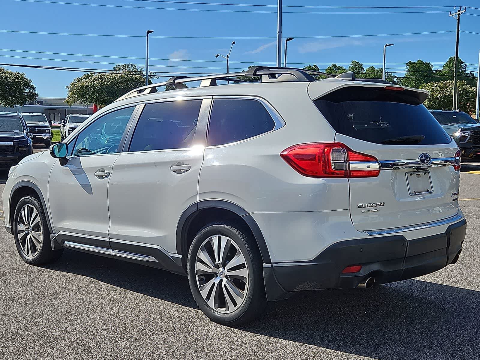 Used 2020 Subaru Ascent Limited w/ Technology Package AWD/4WD image 4